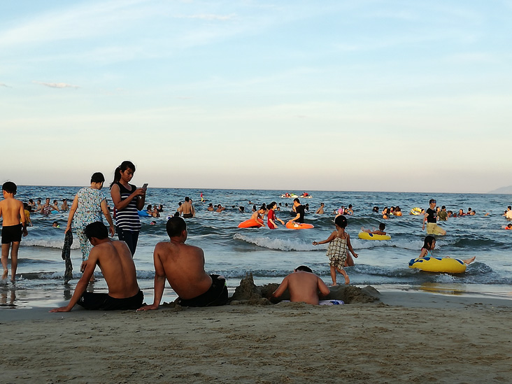 Da Nang beach sunset