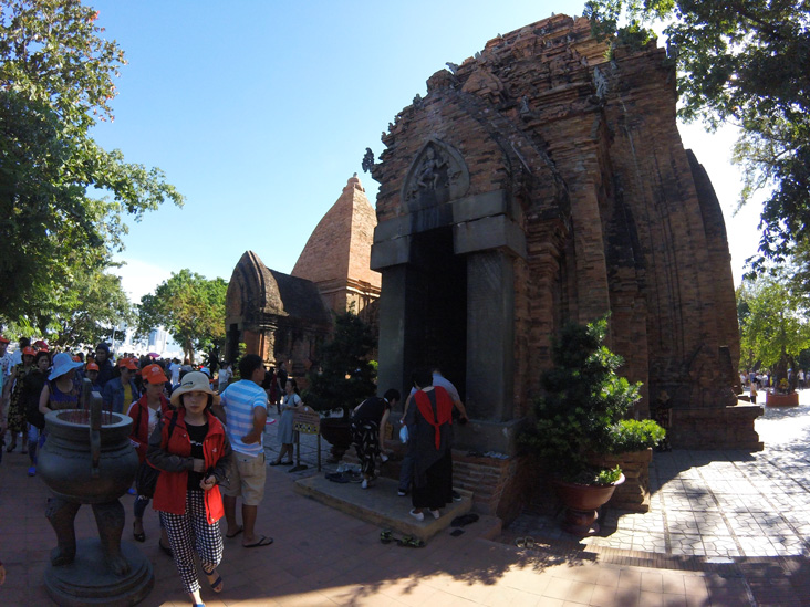 lot of tourism visiting the cham towers of Po nagar in nha trang