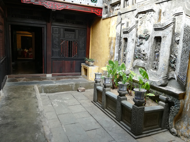 inside of one of the museums in hoi an old town