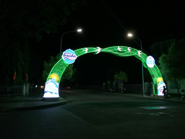 decoration on hue street