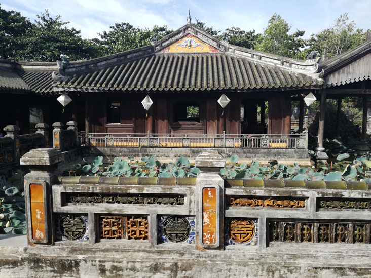 vietnamese house style in citadel hue