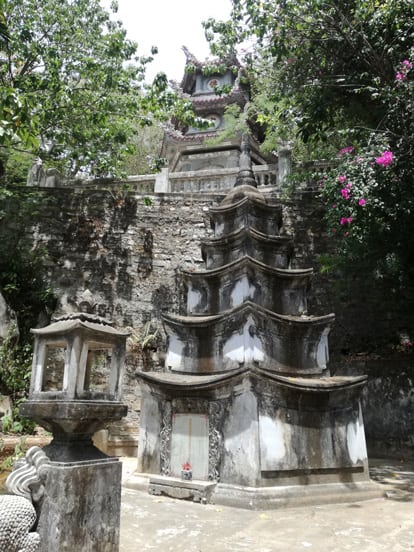 pagoda in marble mountains da nang