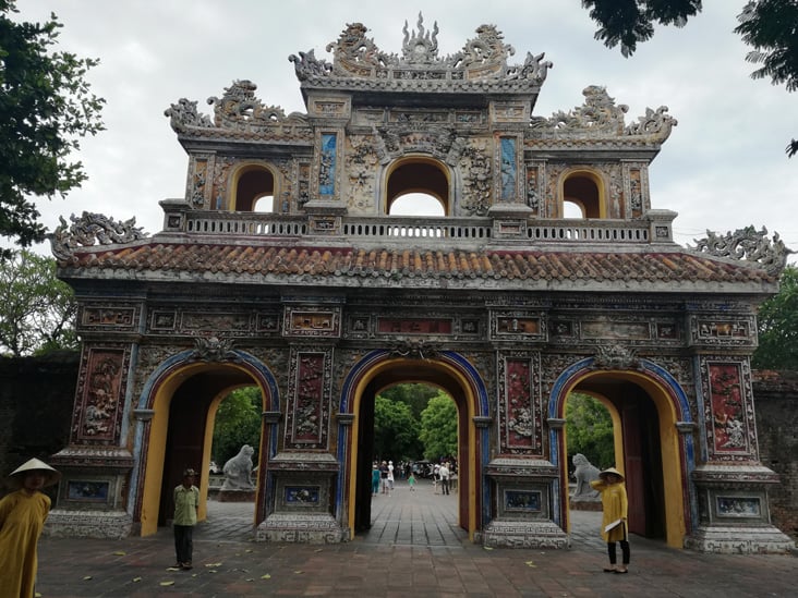 gate to the imperial city in hue vietnam