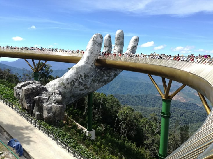 Highlight in da nang vietnam. Golden bridge