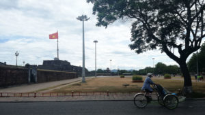 all tips to explore the Imperial city in hue